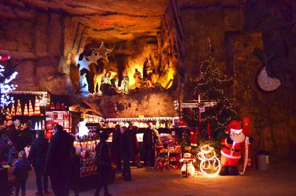 perierga.gr - Παράξενες χριστουγεννιάτικες αγορές στον κόσμο!